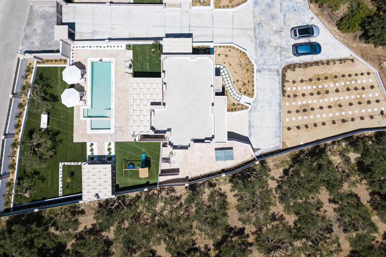 Koin Villa Sunrise, With Heated Pool & Whirlpool Perama  Exterior photo